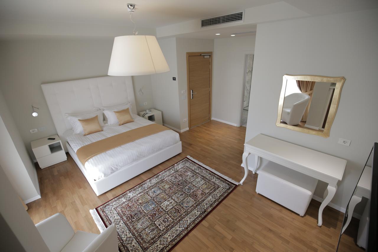 Hotel Bulqiza Bulqize Exteriér fotografie